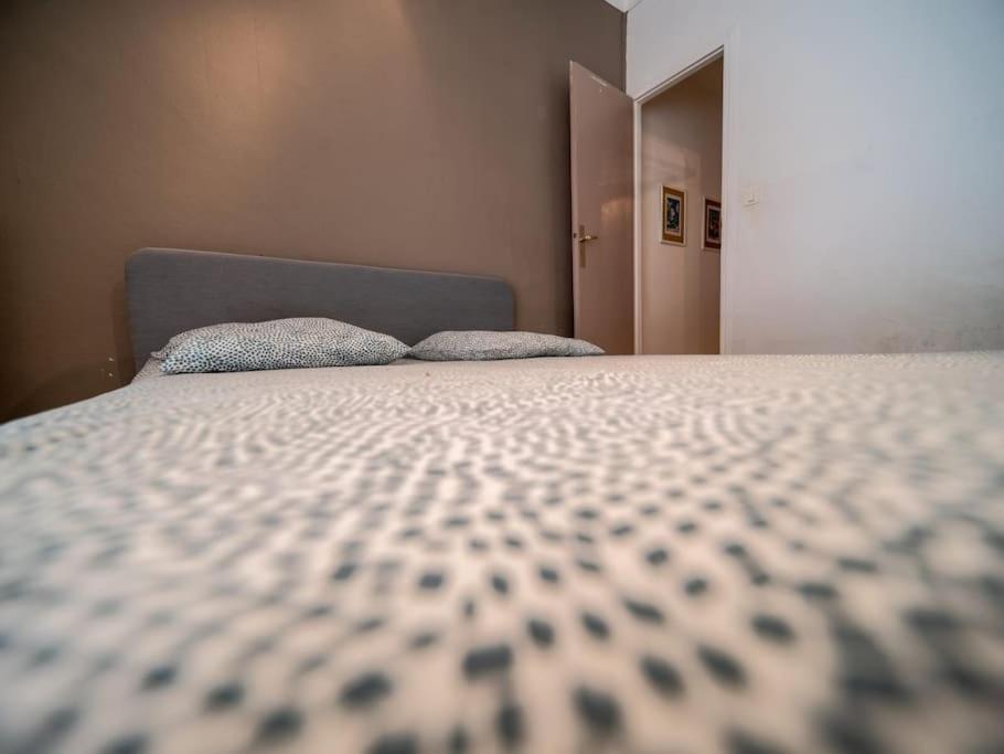 Appartement Climatise Tout Equipe A Cote Du Stade Velodrome マルセイユ エクステリア 写真